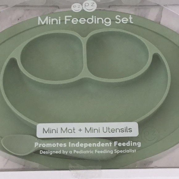 Mini Feeding Set, 12 Months, Toddler. Unisex. Toxin Free, Suctions to Table. - Picture 3 of 6